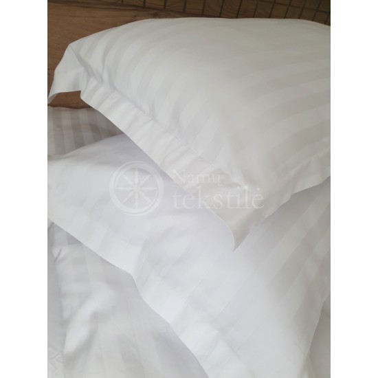 Satino užvalkalas pagalvei (baltas juostuotas, 2 cm) DOVANA